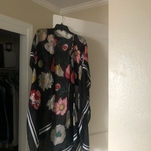 Floral print kimono wrap